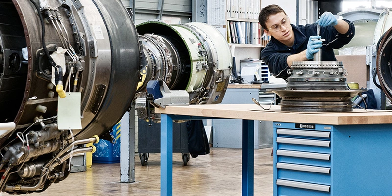 hàng không vũ trụ